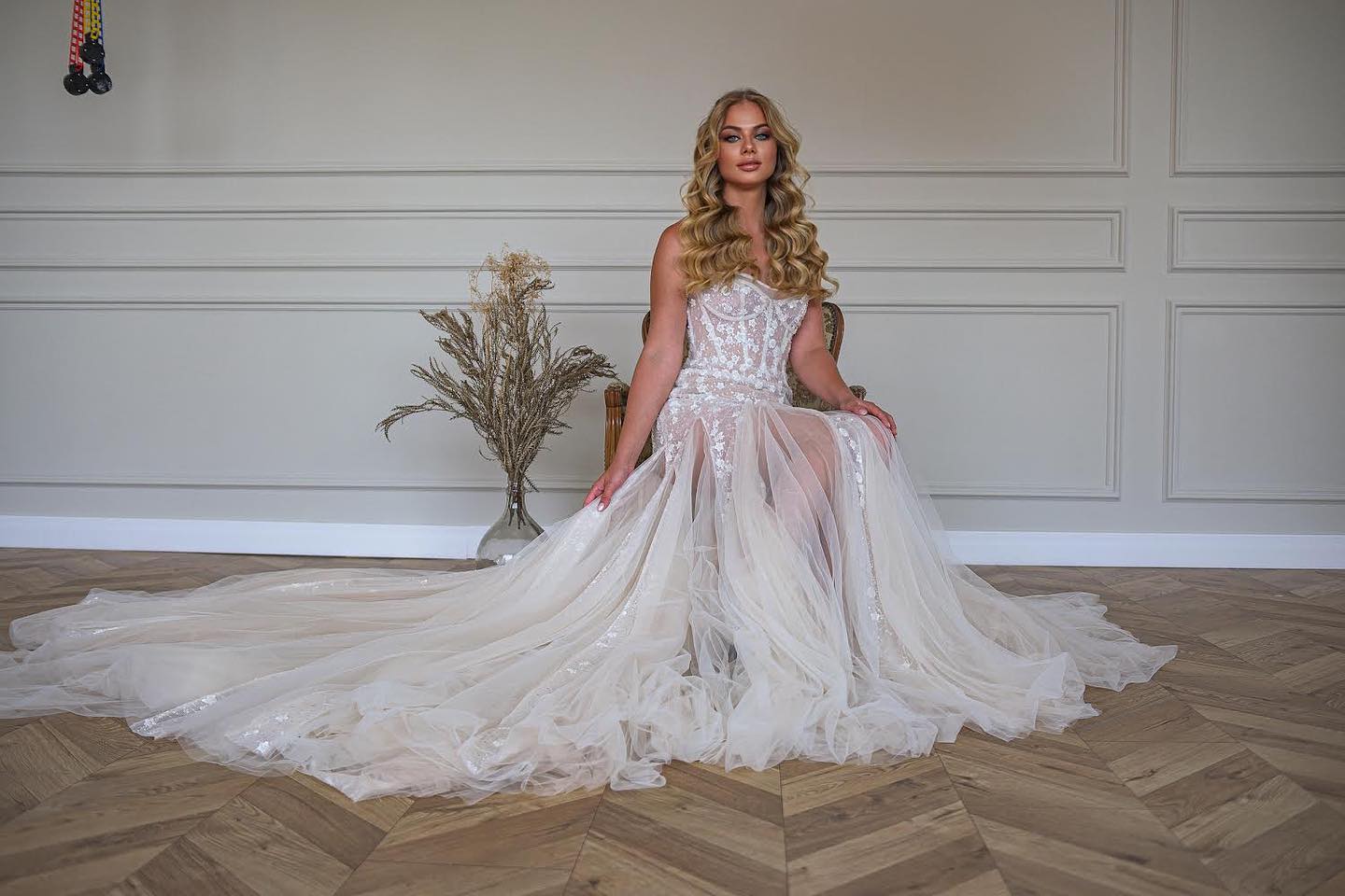 Ophelia wedding gown thumbnail 2